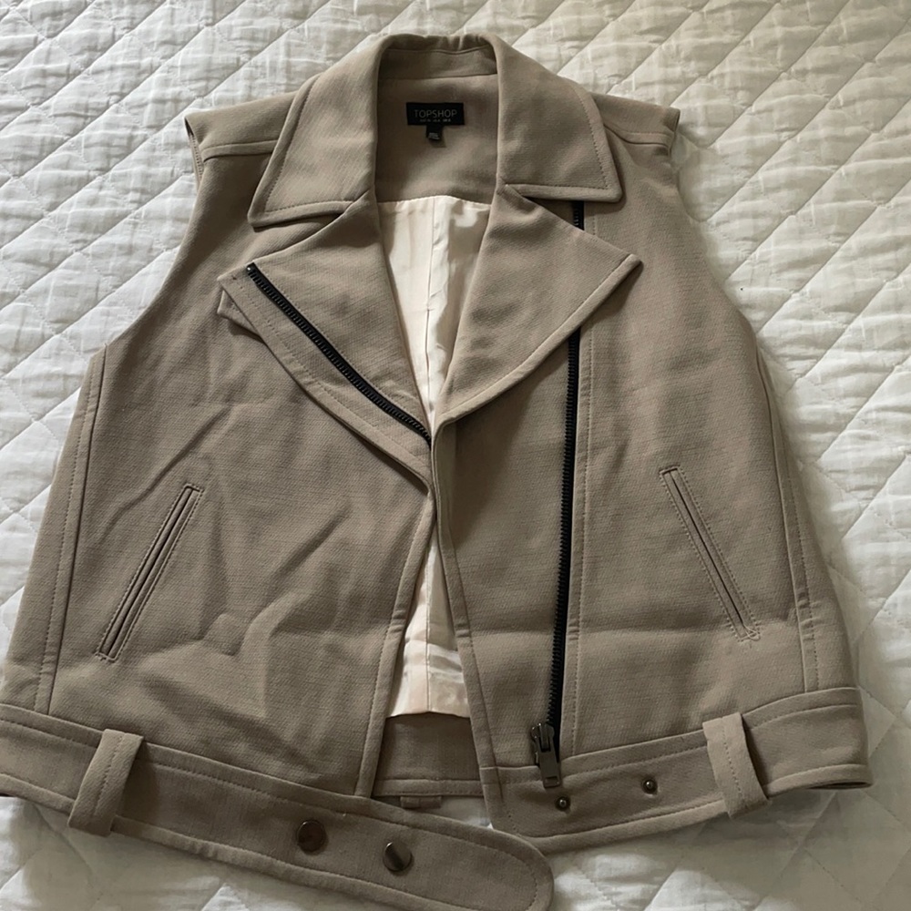 TOPSHOP Vest
